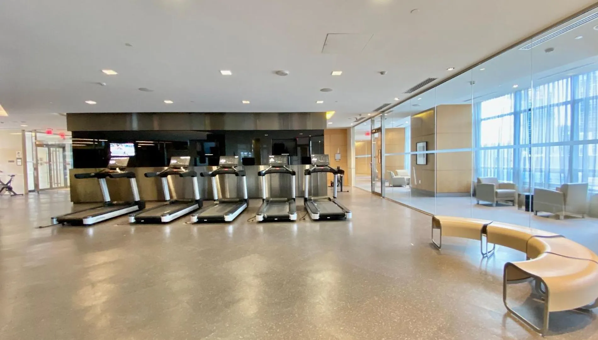 Sleek 1Br & Sttudy Condo - Cn Tower, Skyline View - North York Toronto