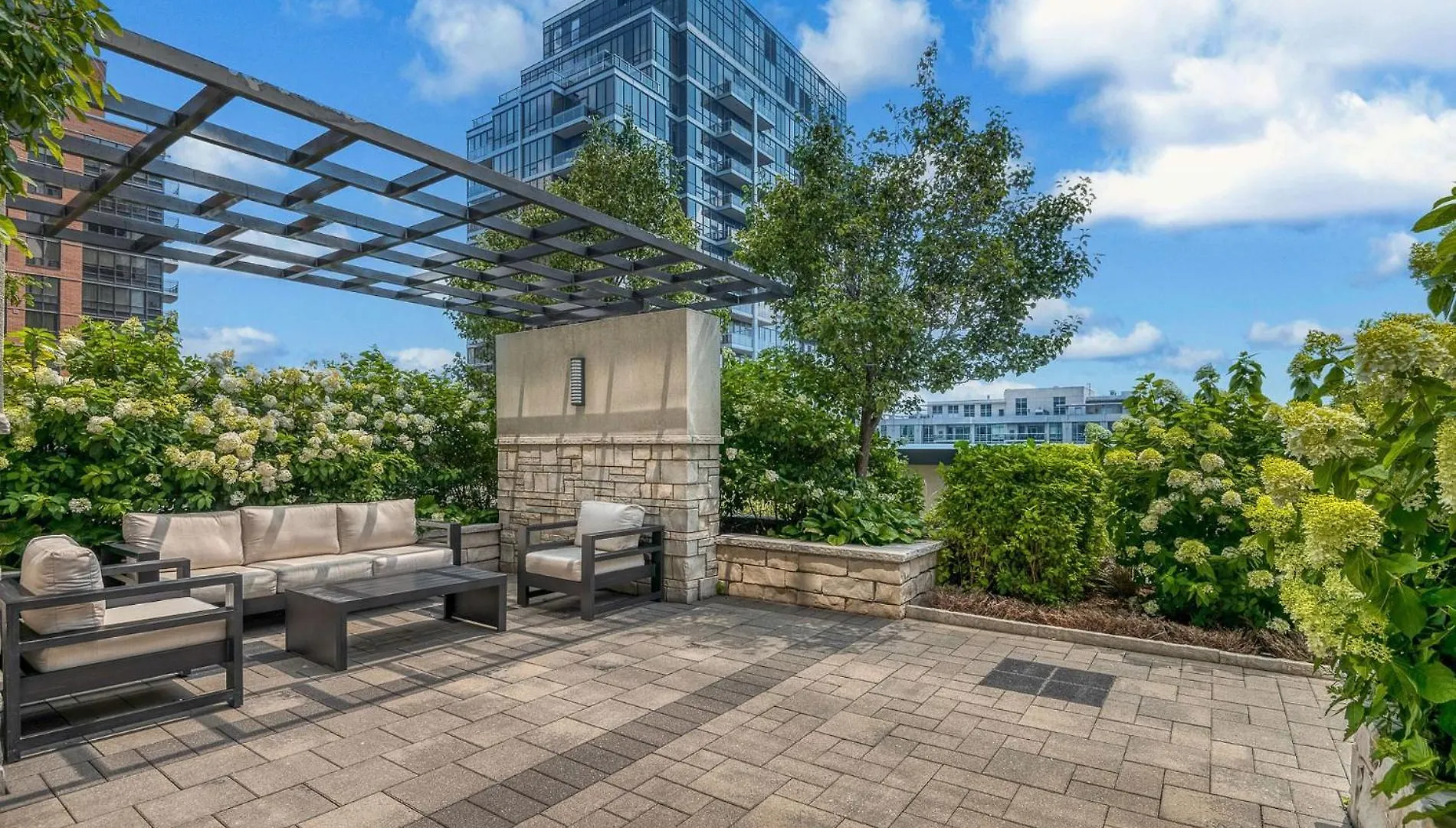 Sleek 1Br & Sttudy Condo - Cn Tower, Skyline View - North York Toronto Appartement